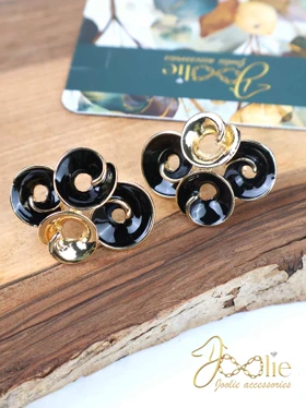 گوشواره استیل - میناکاری مدل گلگون کد E1243 (مشکی)