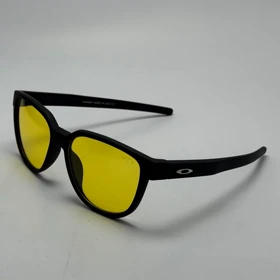 عینک آفتابی و شب اوکلی سبک OAKLEY زرد کد 2435