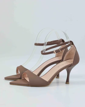 1067 - پاشنه دور مچی 1067