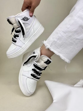کتانی ونس ساق‌دار زنانه نایکی استایل جردن وان NIKE JORDAN 1 کد 912 دختر طهرونی