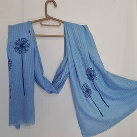 شال آبی آسمانی