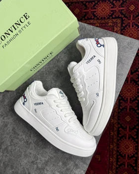 ونس دخترانه مدل هلوکیتی