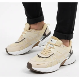 کتانی v2k مردانه کرم قهوه ای