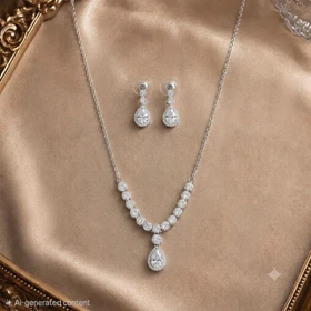 گردنبند طرح جواهر مجلسی (نگین سفید)