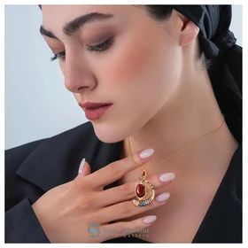 گردن‌بند سنگ