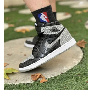 کتانی جردن وان وی دبل طرح دار