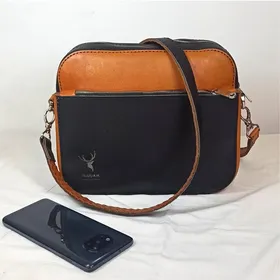کیف دوشی چرم دست دوز مدل تارا