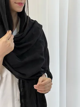شال مشکی طرحدار