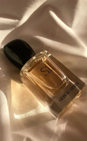 عطر جورجیو آرمانی سی-Giorgio Armani Si