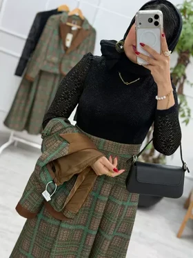 کت و پیراهن طناز