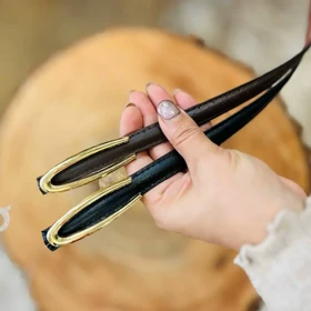 کمربند سگک طلایی دور دوخت