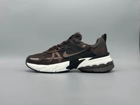 کتانی نایکی وی 2 کی ران قهوه ای سفید/Nike v2k
