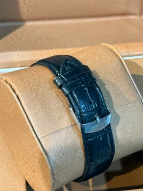 ساعت طرح رمانسون مردانه مشکی صفحه سفید