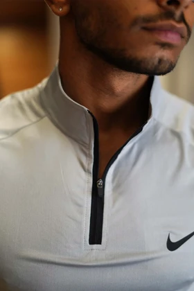 بلوز نیم زیپ ورزشی