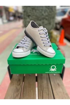 کفش پیاده روی زنانه benetton