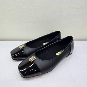 کالج سگکی نیم ورنی و چرم