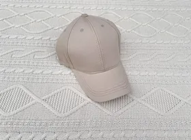 کلاه بیسبالی کرم کتان