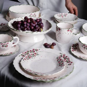 ست سرامیکی گل سرخی