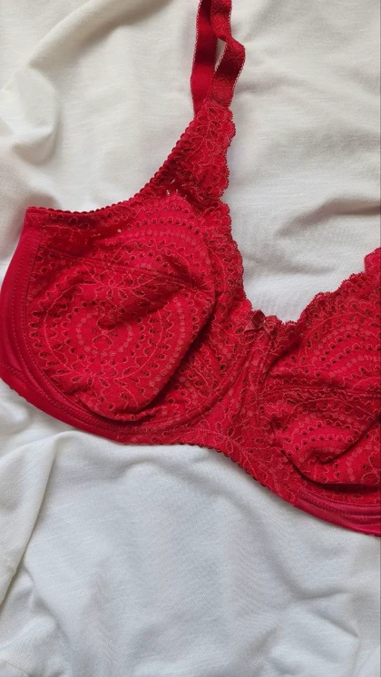 سوتین نخی فنردار بدون ابر SHANDERMAN کد: 2444