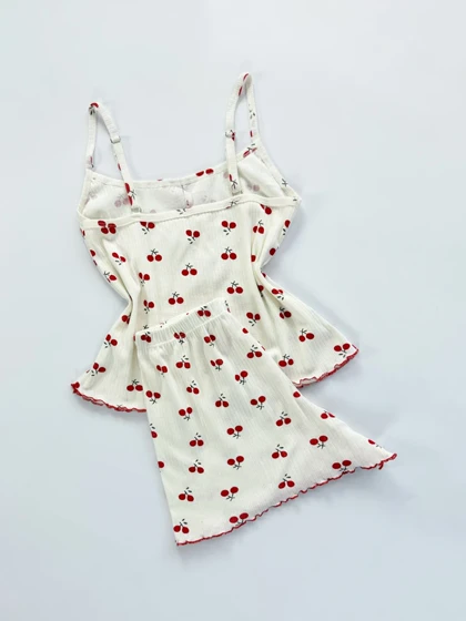 ست لباس راحتی تاپ و شورتک کبریتی طرحدار آداک Adak