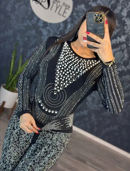 بلوز نگین‌دار کد : 7978