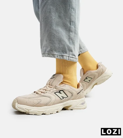 کفش کتانی مردانه و زنانه کرم NEW BALANCE 530