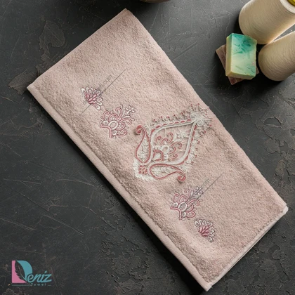 حوله دستی سرمه دوزی داماس رنگ پودرا