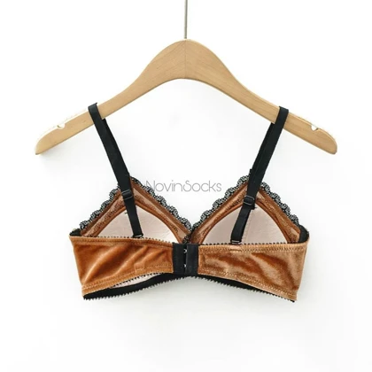 ست شورت و سوتین مخمل سایز 70