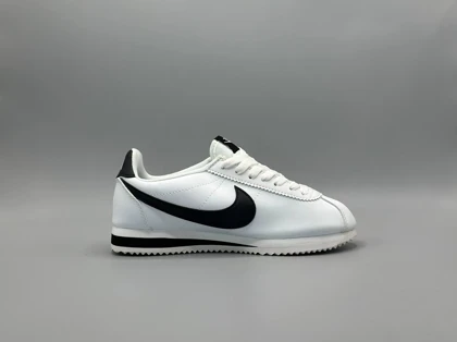 کتانی نایکی کورتز کلاسیک سفید مشکی/Nike Cortez