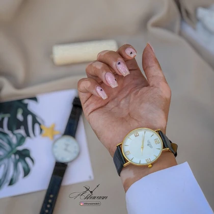 لونژین چرمی
