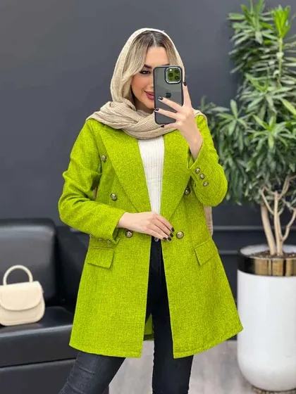 مانتو حصیری دکمه طلایی