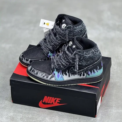 کفش نایک ایر جردن وان ساق‌دار چشم گربه (شبنما) Nike Air Jordan 1 High Cat Eye Reflective