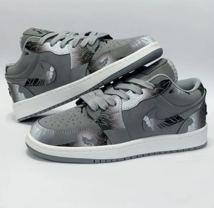 کتانی زنانه جردن وان کاستوم