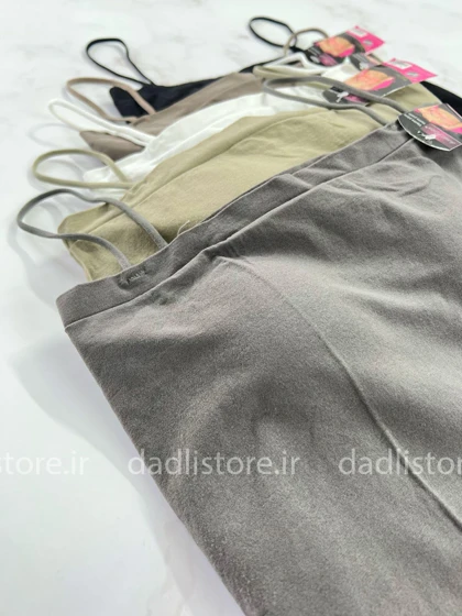 نیم‌تنه کاپ‌دار ساده بند مینیمال