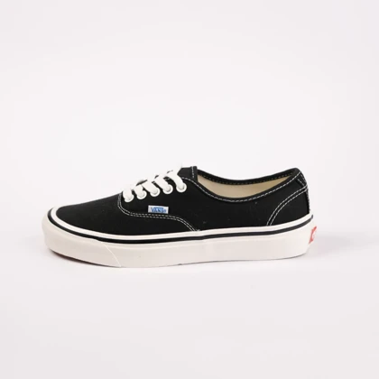 کفش ونس مدل آتنتیک/vans authentic b&w