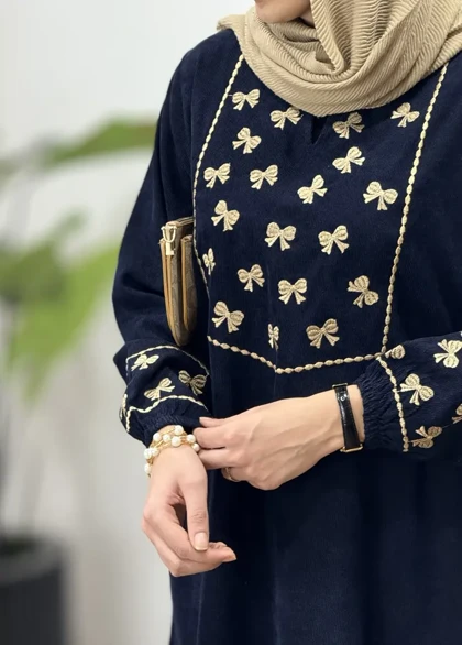 پیراهن مانتویی گلدوزی سارنیا