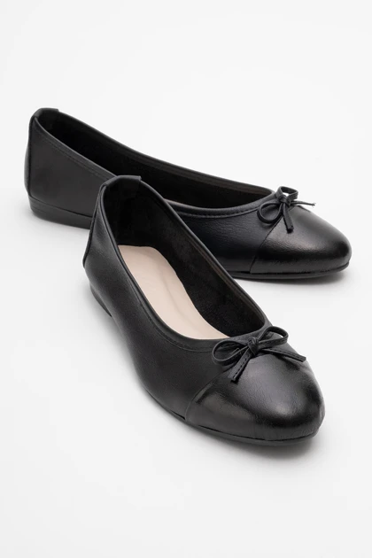کالج زنانه luvishoes luvishoes