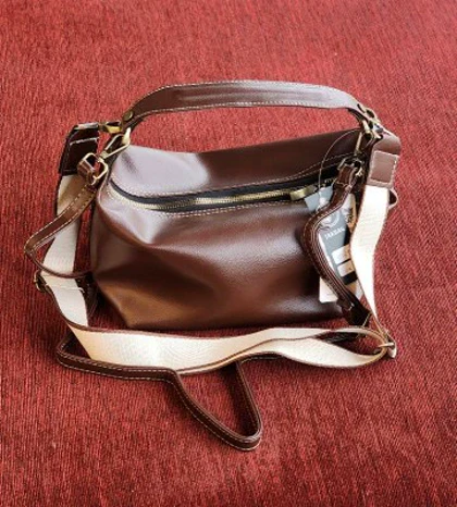 کیف دوشی قهوه ای