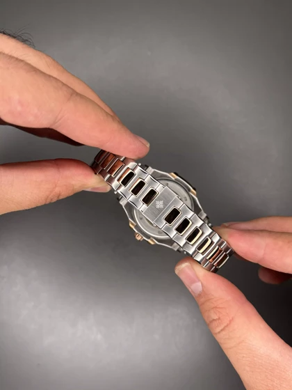 ساعت مچی پتک فیلیپ ناتیلوس رزگلد صفحه شکلاتی Patek Philippe Nautilus