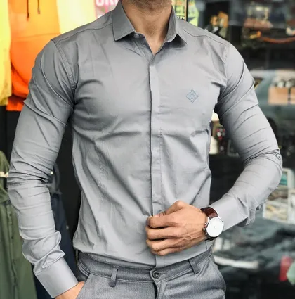 پیراهن ساده مردانه برند گانت رنگ طوسی روشن