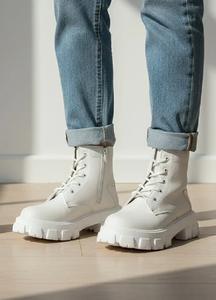 نیم بوت زنانه سفید مدل Roxana