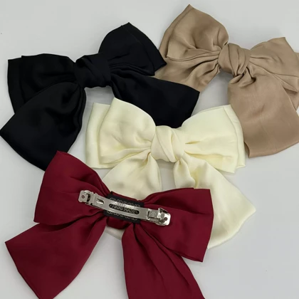 گیره مو پاپیون 1008151