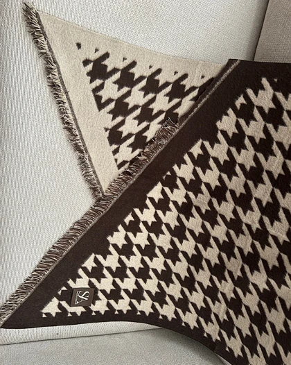 shawl 0242