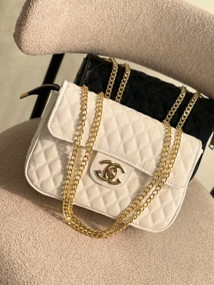 کیف شنل داتا