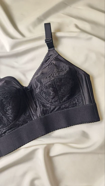 سوتین گنی کش پهن BARONE کد: 527