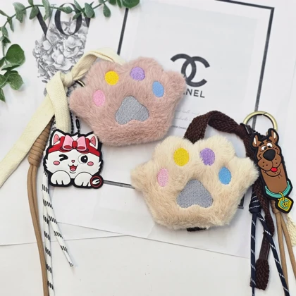 چارم بگ و جاسویئچی پنجه