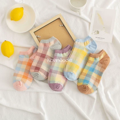 جوراب مچی طرح چارخونه رنگی رنگی