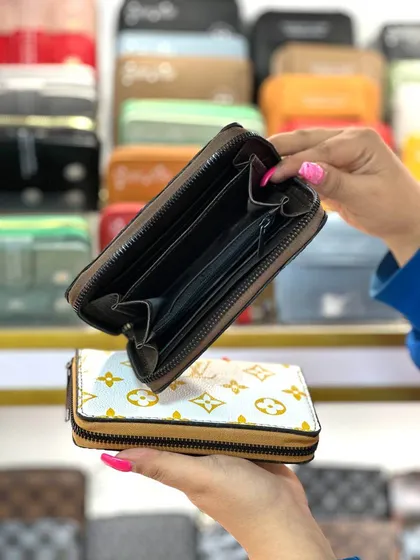 کیف پول زنانه