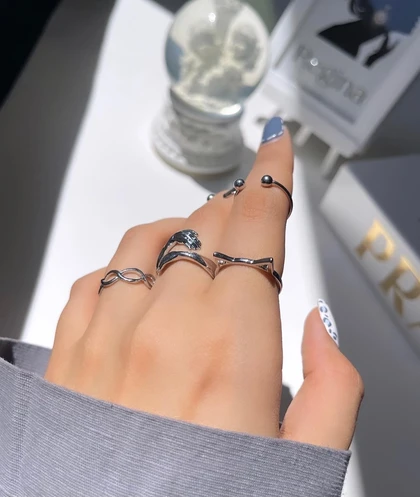 پک انگشتر آغوش گربه