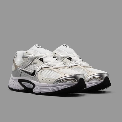 نایکی V5 رانر سفید نقره ای Nike V5 RNR White Silver